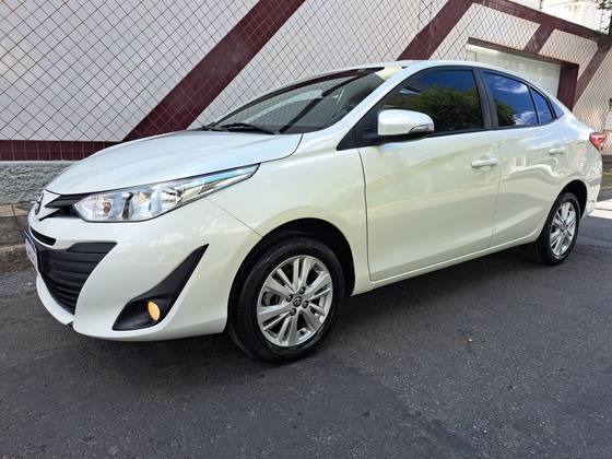 TOYOTA YARIS 1.5 16V FLEX SEDAN XL MANUAL